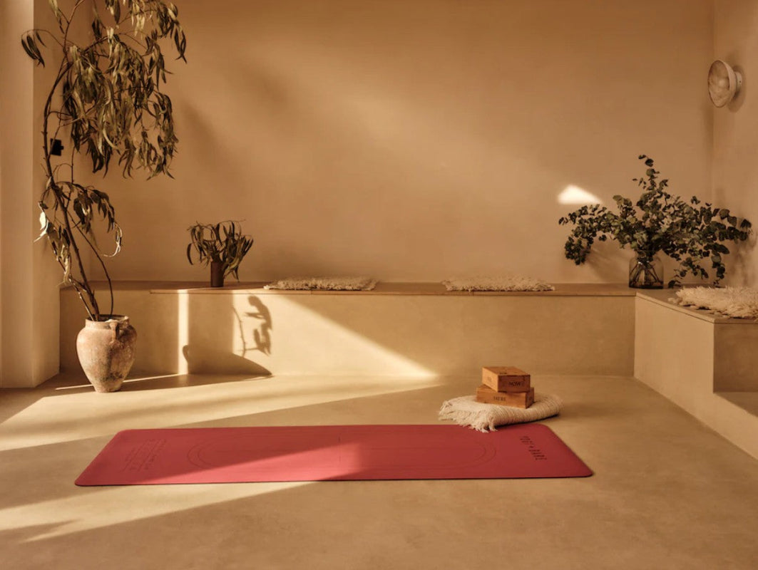 Desert Rose Ever Grip™ Paws Yoga Mat
